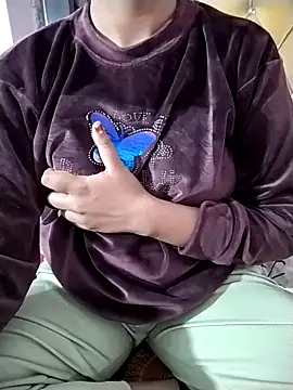 RASHMI SHARMA9 online show from February 2026 06:36:02 PM