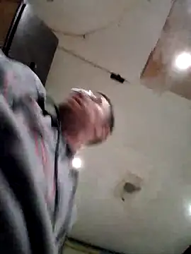 Roadie0187 online show from March 2026 05:11:01 AM