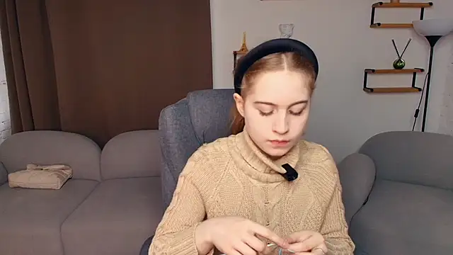 Snapshot of FairrryBluuum chatting on December 2025 10:31:01 AM FairrryBluuum online show from December 2025 10:31:01 AM