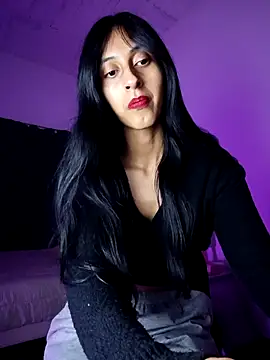 Im Kloe online show from February 2026 09:44:02 PM