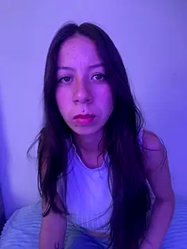 Snapshot of liceth_c chatting on December 2025 02:56:02 PM liceth c online show from December 2025 02:56:02 PM