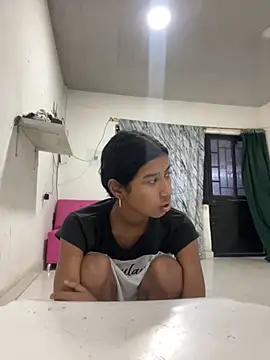 Snapshot of KattyAndDorian chatting on November 2025 10:12:01 PM KattyAndDorian online show from November 2025 10:12:01 PM