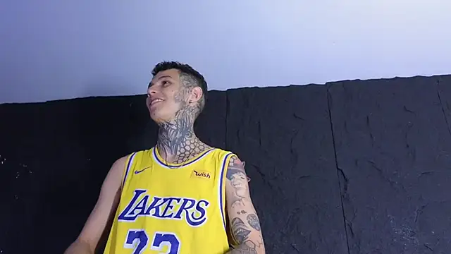 Paulo 527 online show from January 2026 09:07:02 PM