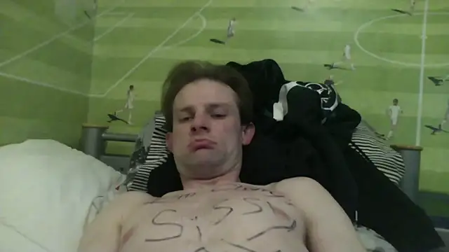 Snapshot of Mrslingerie chatting on March 2026 10:18:01 PM Mrslingerie online show from March 2026 10:18:01 PM