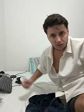 RicoValen online show from February 2026 01:35:02 AM