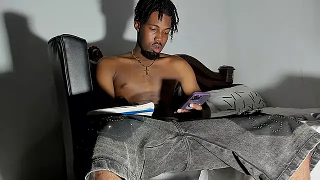 Snapshot of blaze_panther chatting on July 2026 09:50:01 PM blaze panther online show from July 2026 09:50:01 PM