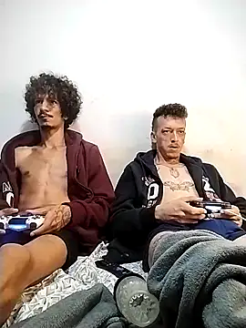 theyllorwillian online show from December 2025 06:33:02 AM