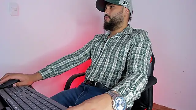 Snapshot of Harrishairy chatting on February 2026 03:38:02 AM Harrishairy online show from February 2026 03:38:02 AM