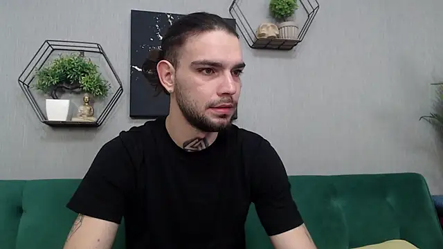 Snapshot of KaneHunter chatting on January 2026 08:12:01 PM KaneHunter online show from January 2026 08:12:01 PM