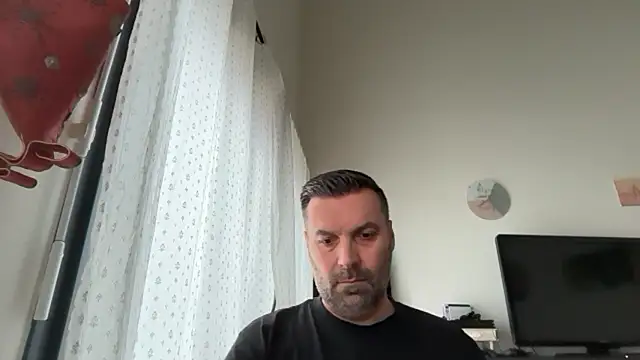 Snapshot of coolsmith81 chatting on May 2026 07:15:02 AM coolsmith81 online show from May 2026 07:15:02 AM