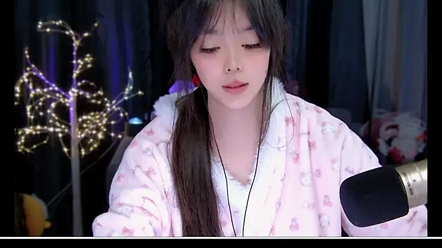 Guoguo 1 online show from November 2025 08:06:01 AM