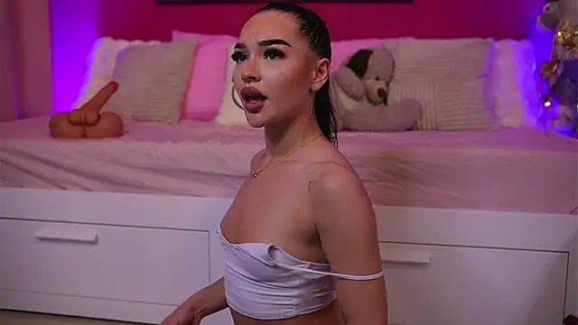 sashalorenzz online show from December 2025 09:38:01 AM