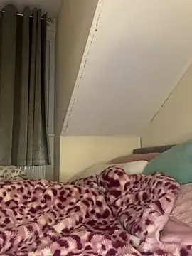 Pixie Dust 69 online show from February 2026 10:17:02 PM