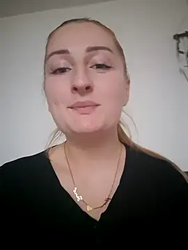 dixielarys online show from December 2025 12:35:02 PM