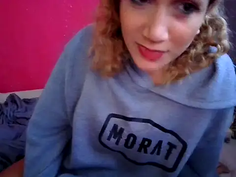 AcidSweet online show from January 2026 04:00:01 PM