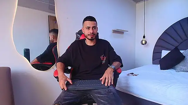 MatthewCullen online show from February 2026 09:11:02 PM