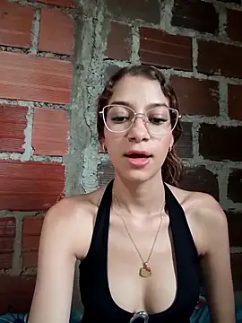 Vanneskk online show from February 2026 07:43:01 PM