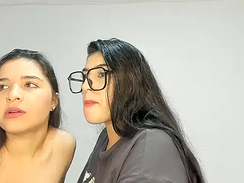 ROUS SWEET  online show from November 2025 03:20:01 AM