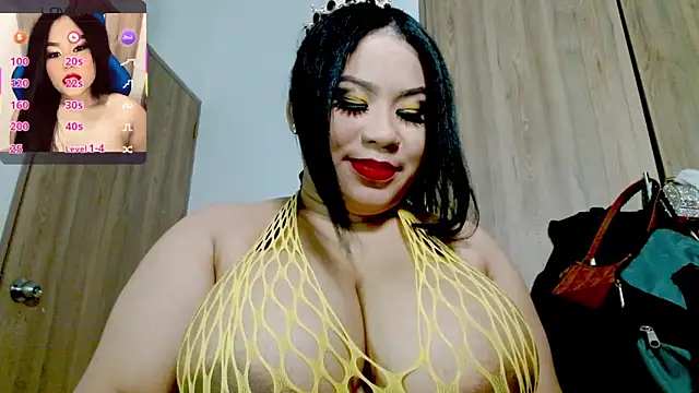 Snapshot of X-Shanell chatting on May 2026 03:12:01 AM X-Shanell online show from May 2026 03:12:01 AM