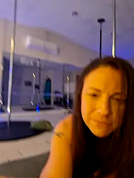 kaiya28 online show from January 2026 01:52:02 AM