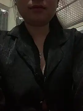 Snapshot of Anna-sexyy chatting on March 2026 01:17:02 PM Anna-sexyy online show from March 2026 01:17:02 PM