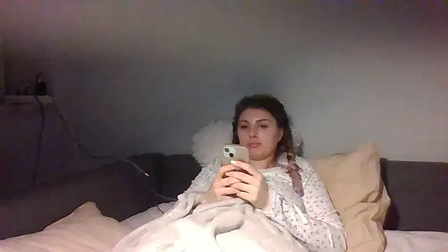 Snapshot of Devil_Maiden chatting on March 2026 06:58:01 PM Devil Maiden online show from March 2026 06:58:01 PM