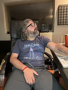 maxxporong online show from December 2025 03:30:02 PM