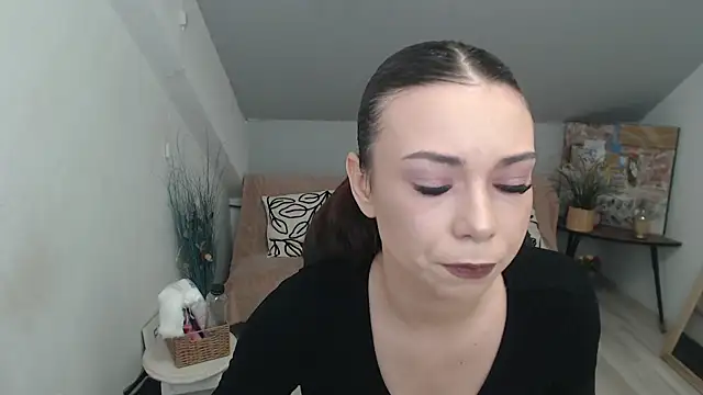 MayaWill online show from January 2026 01:26:01 PM