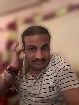 Saxymood1111 online show from April 2026 09:31:01 AM