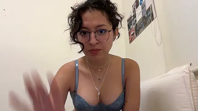 Alicatcua  online show from March 2026 03:03:02 AM