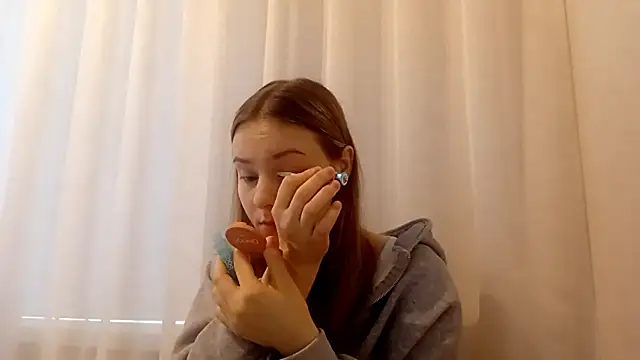 CrackShirker online show from February 2026 07:04:02 AM