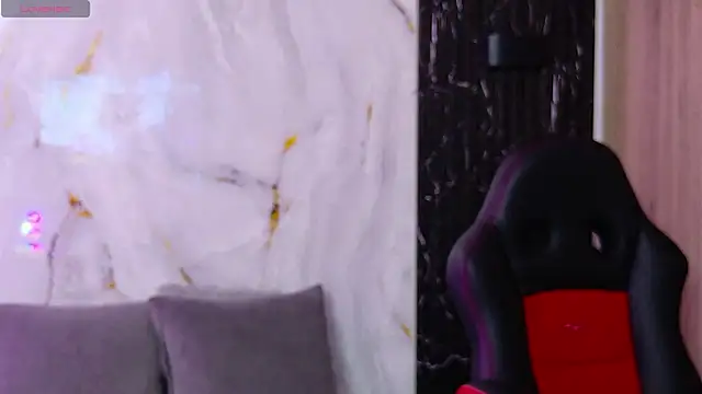 Snapshot of ChloeHolmes chatting on March 2026 10:19:01 AM ChloeHolmes online show from March 2026 10:19:01 AM