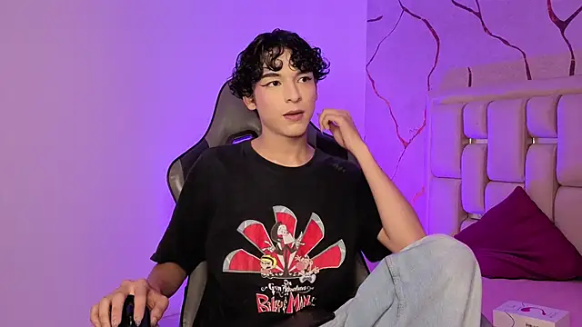 SthepanodiMonaco online show from February 2026 08:16:01 PM