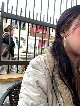 Snapshot of MiaScott_Pink chatting on December 2025 06:26:02 PM MiaScott Pink online show from December 2025 06:26:02 PM