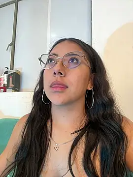 Dafne se online show from February 2026 12:07:01 AM