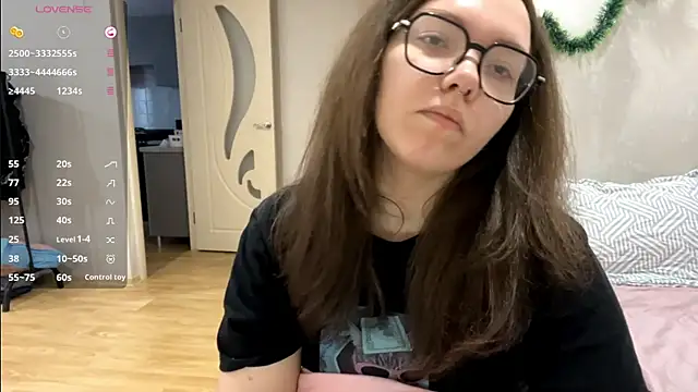 KerriMcbreen online show from January 2026 05:23:02 AM