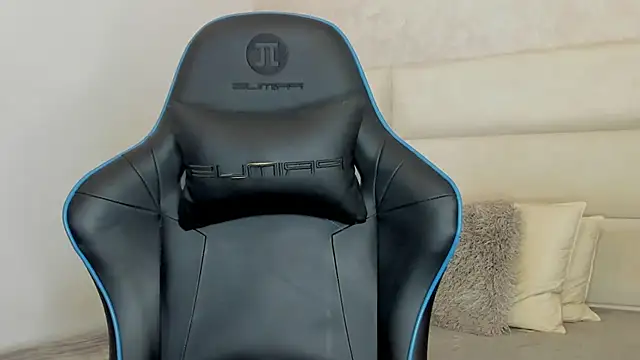 maddox santana online show from December 2025 08:07:02 AM