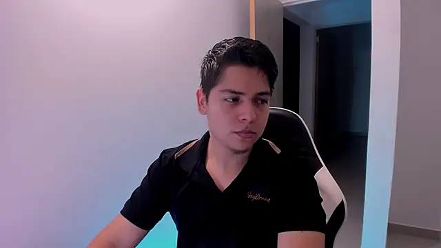 Asta YunoXXX online show from June 2026 01:01:02 AM