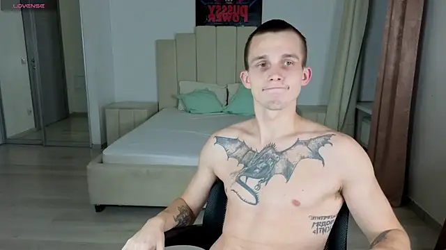 Snapshot of JAMES__LEE chatting on December 2025 08:36:02 PM JAMES LEE online show from December 2025 08:36:02 PM