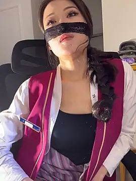 youyou-baby999 online show from February 2026 03:54:01 AM