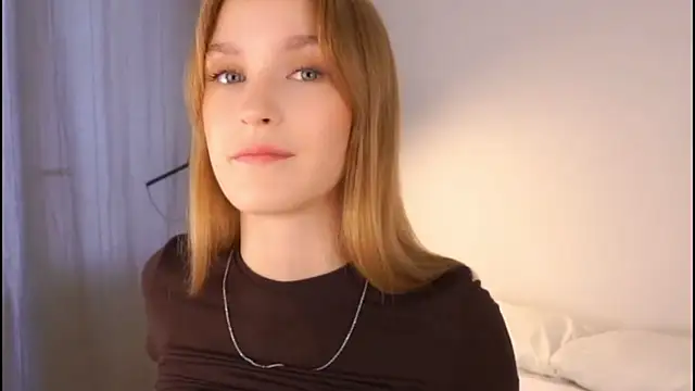 Spennsy Hellen online show from January 2026 10:25:02 PM