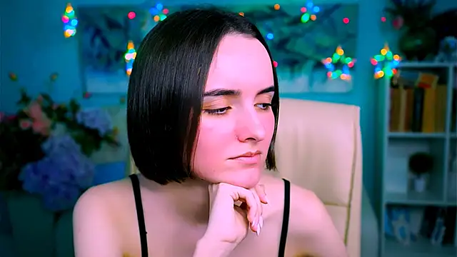 KateWillows online show from April 2026 05:07:02 AM