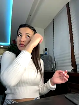 cordeliawow online show from December 2025 05:03:02 AM