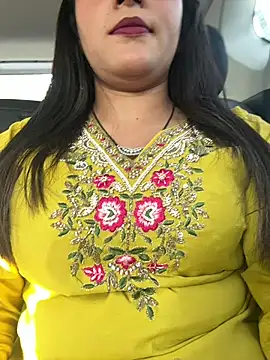 Snapshot of magical_ishika chatting on November 2025 09:12:02 AM magical ishika online show from November 2025 09:12:02 AM