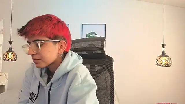 valeryevansvg online show from November 2025 12:19:02 PM