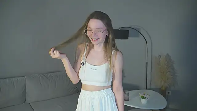 JaleesaIser online show from December 2025 08:19:02 AM