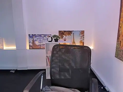 SwettieSammy online show from December 2025 12:11:02 PM