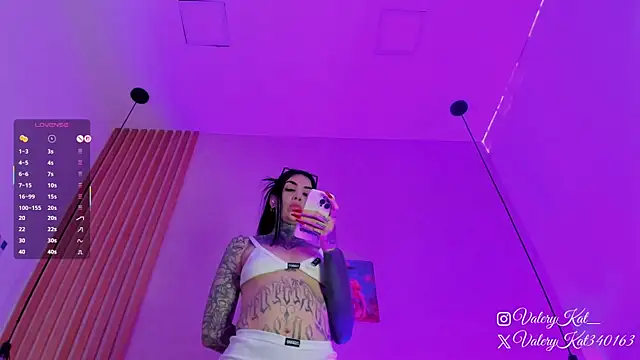 Valerykat  online show from February 2026 11:50:01 AM