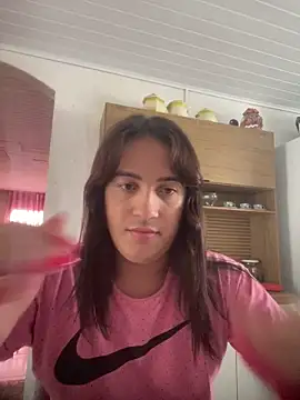 larysinha online show from May 2026 05:11:01 PM
