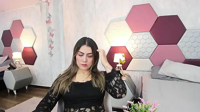 AriaRous online show from May 2026 04:26:04 PM